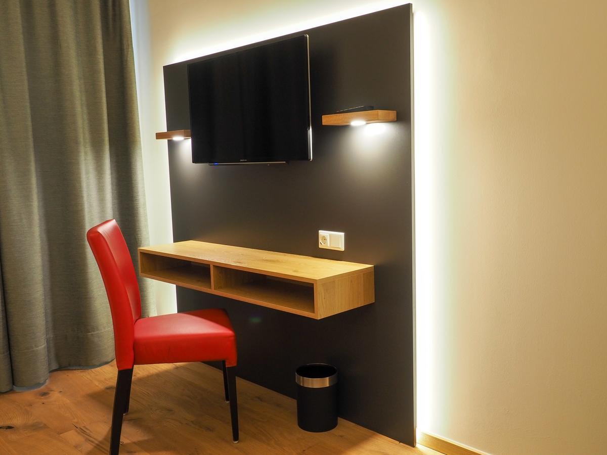 Wein Erlebnis Hotel Maimuehle Perl Dış mekan fotoğraf